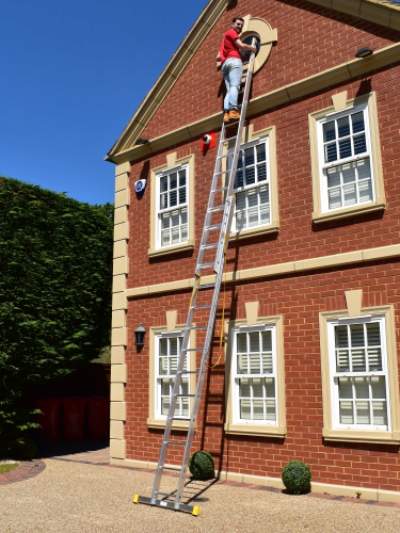 Trade Master Pro 2 Section Extension Ladders